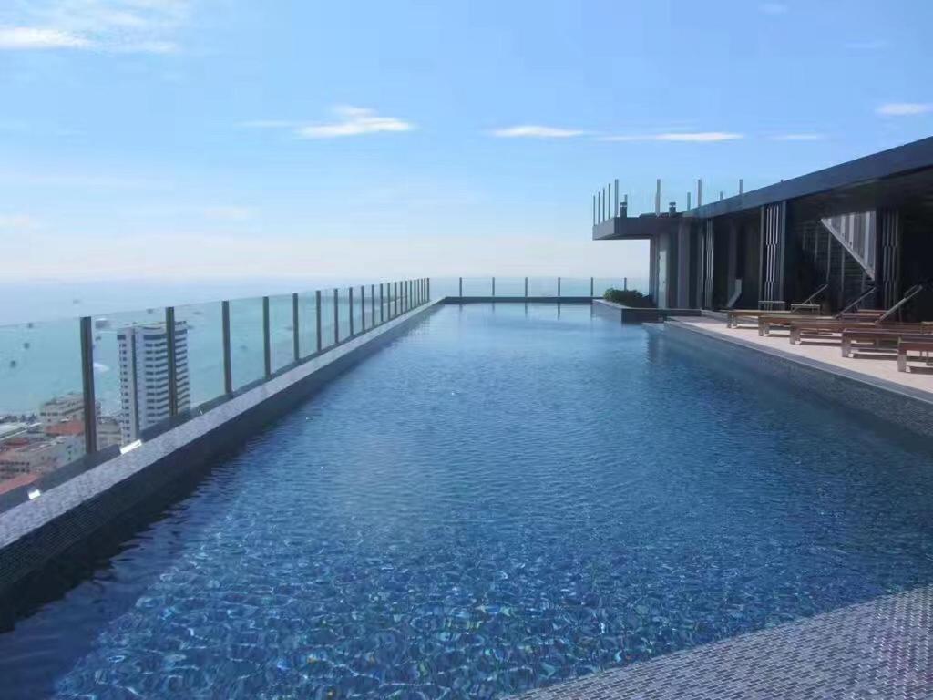 Ferienwohnung The Base Pattaya Exterior foto