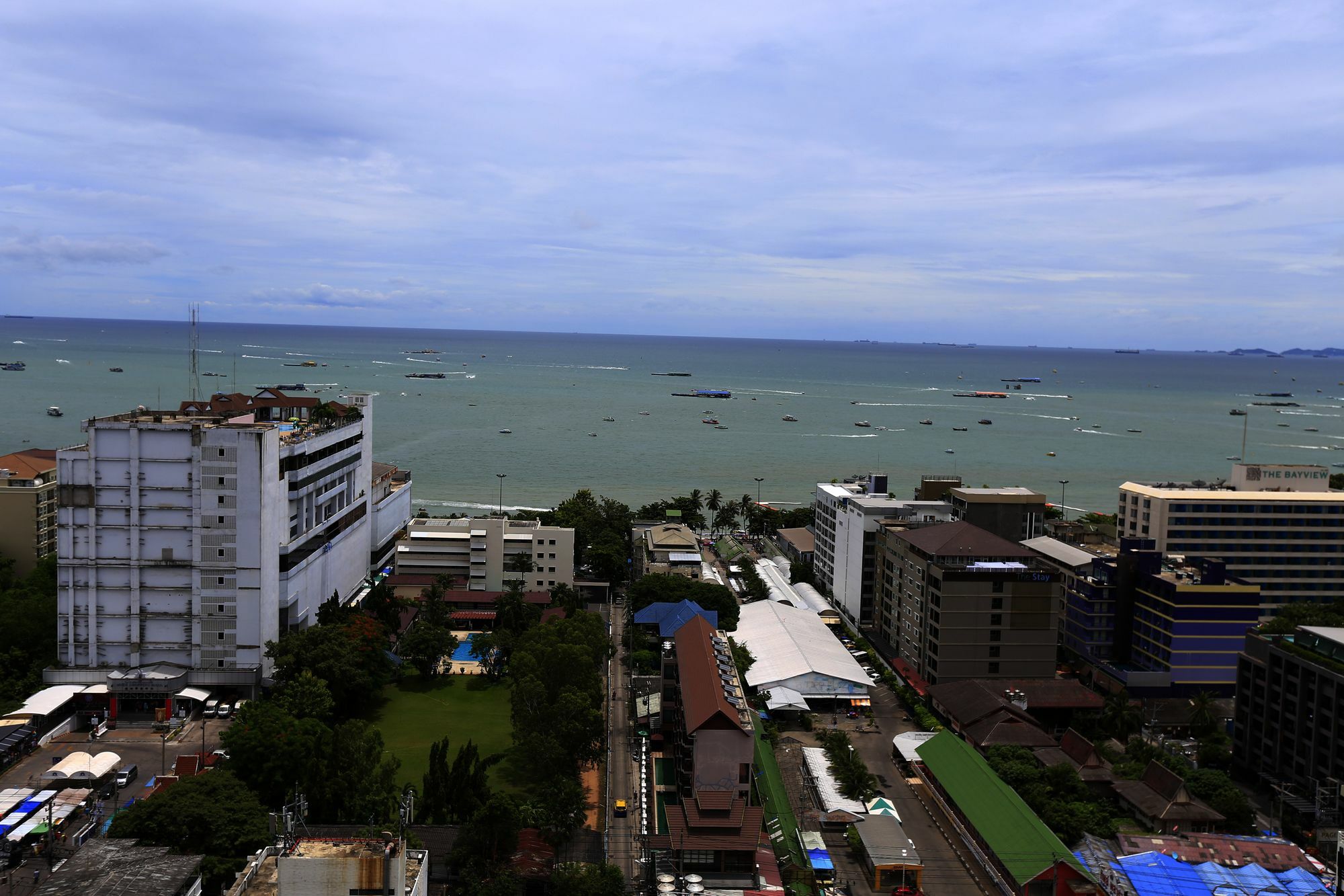Ferienwohnung The Base Pattaya Exterior foto